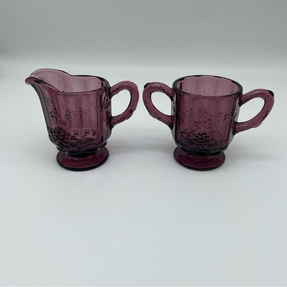 Westmoreland amethyst purple sugar bowl and creamer - Picture 2 of 6